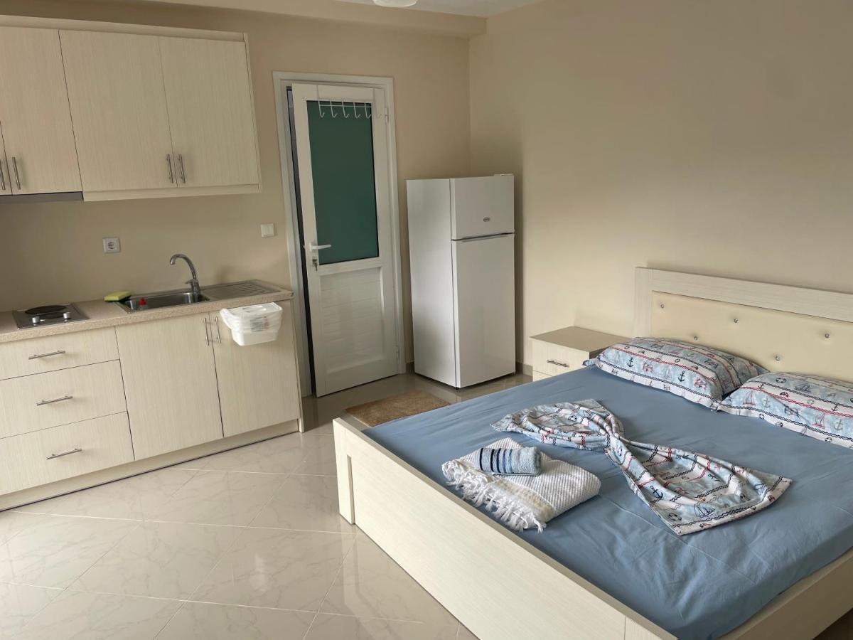 Vitamin Sea Sarande Exterior photo