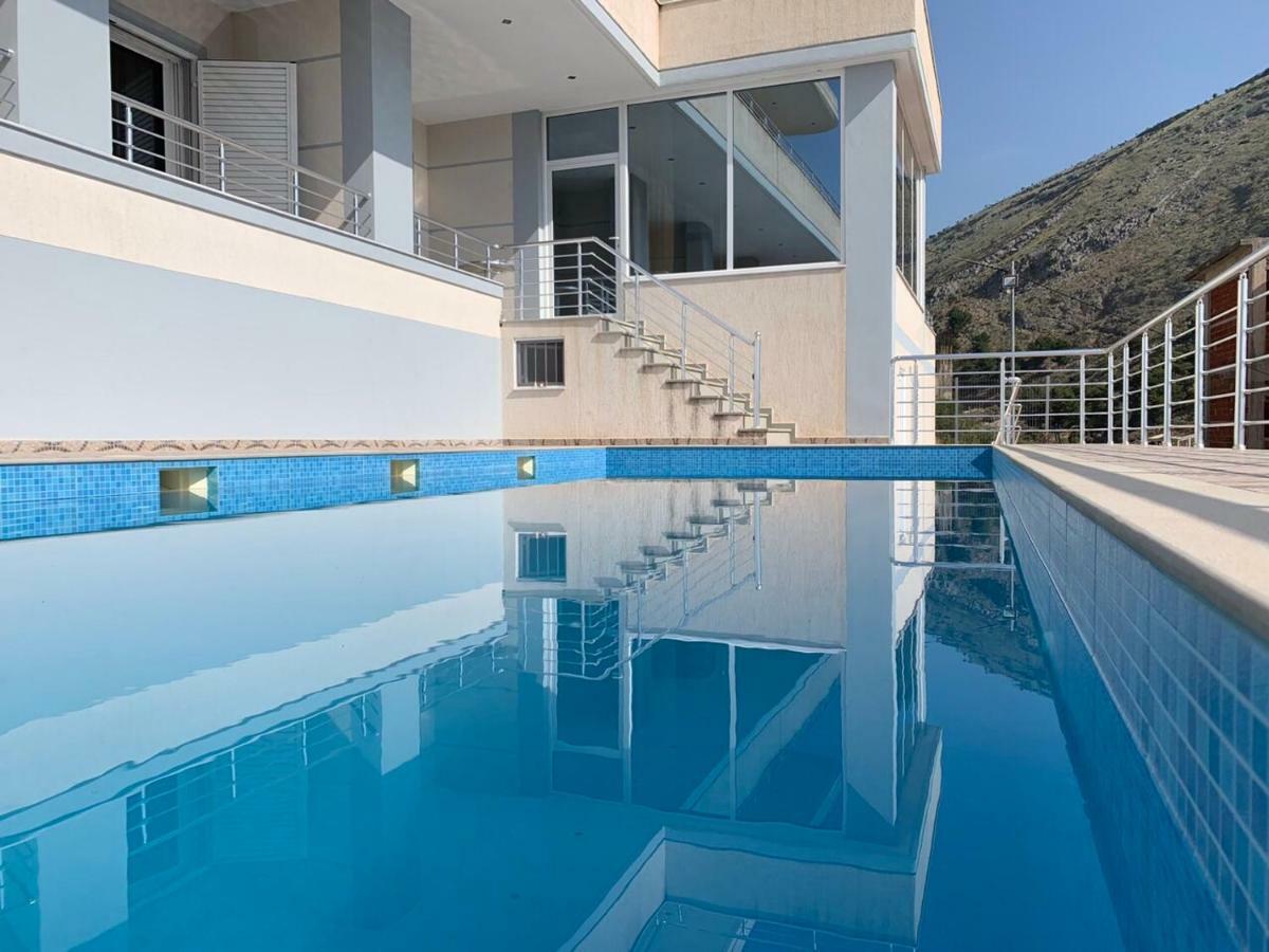 Vitamin Sea Sarande Exterior photo